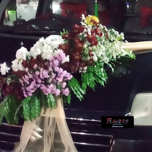 Karangan Bunga Dekorasi Mobil Pengantin