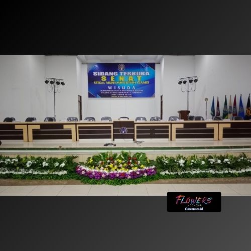Karangan Bunga Dekorasi Podium