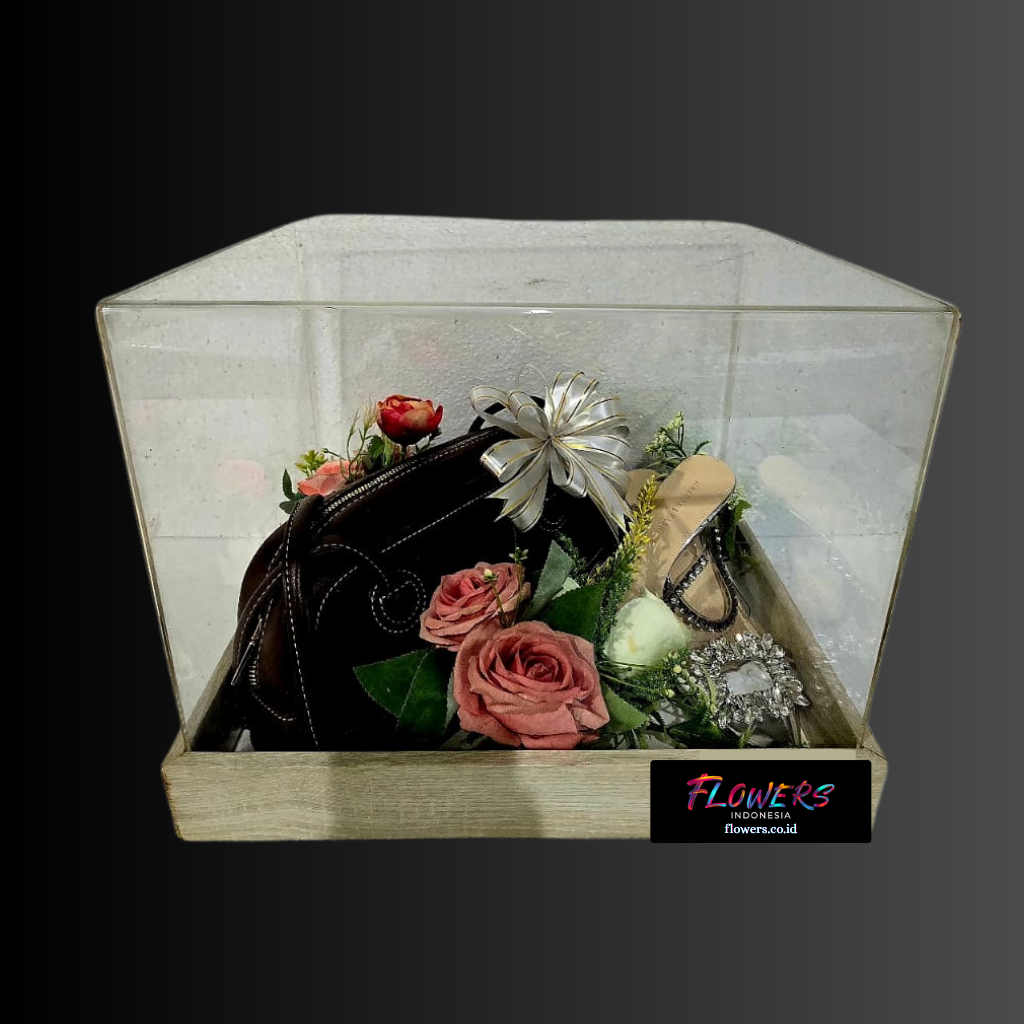 Hantaran Box Tas dan Heels